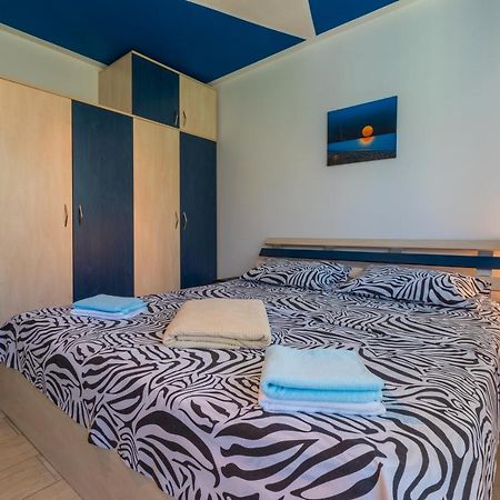 Apartman Mladenka Dramalj Exterior photo