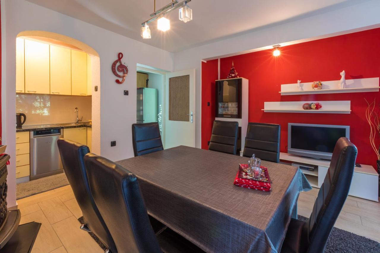 Apartman Mladenka Dramalj Exterior photo